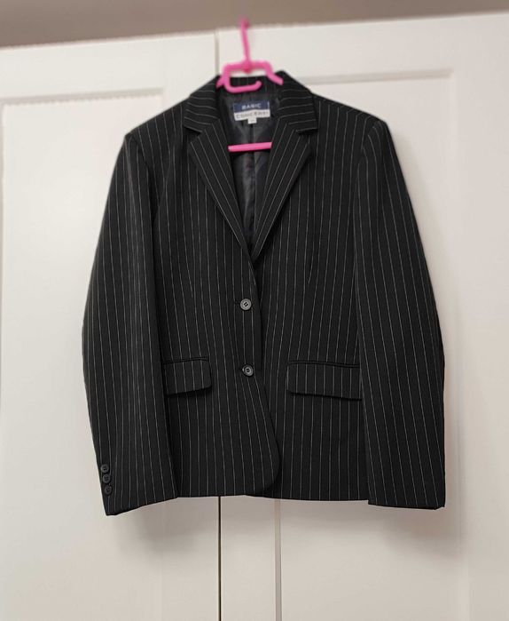 2 żakiety  czarne, rozm 44