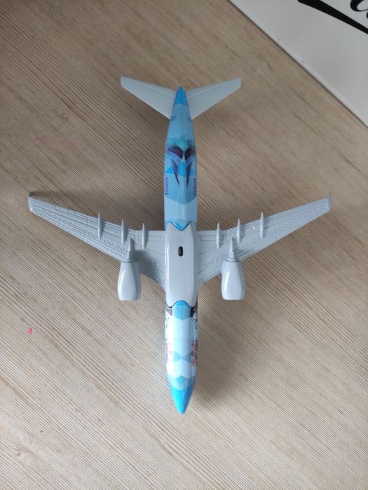 Model  Boeing 737