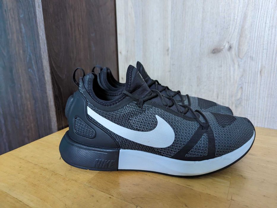 Nike Duel Racer - бігові кросівки