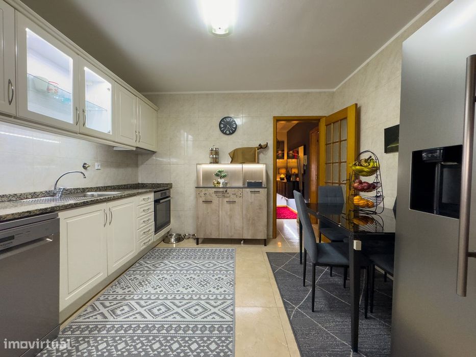 T3 em Argoncilhe com terraço 54m² e garagem fechada