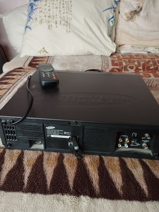 Відеомагнітофон Samsung SVR-11G