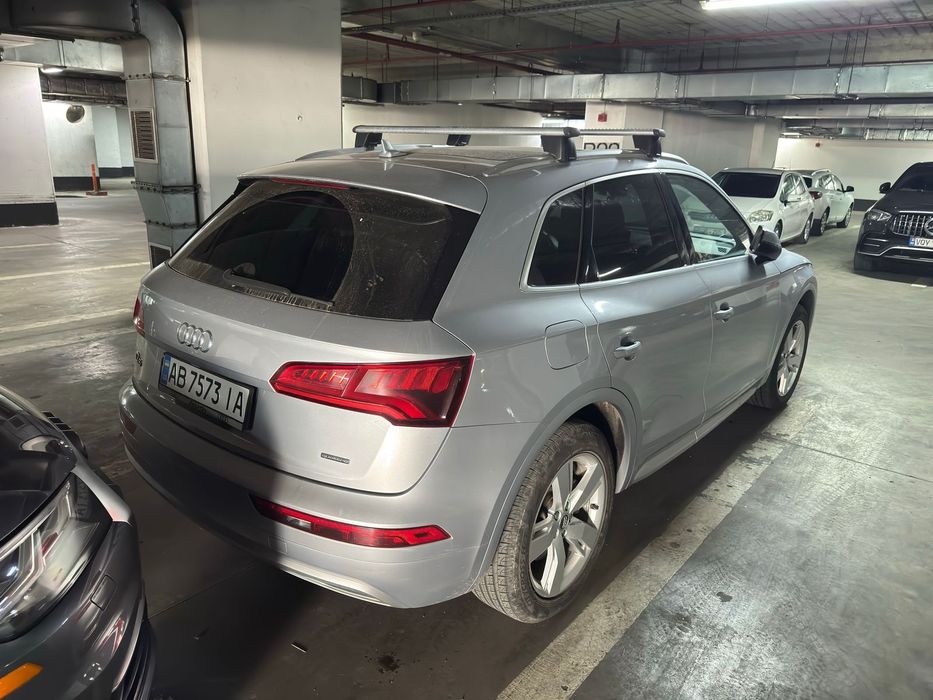 Audi Q5 2018 VIN WA1ANAFY0K2036104 фото оголошення 5 з 8