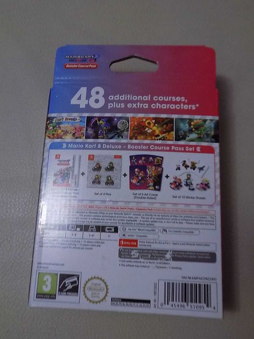 Mario Kart 8 Deluxe Booster Course Pass box z Nintendo Switch -gadżety w promocyjnej cenie.