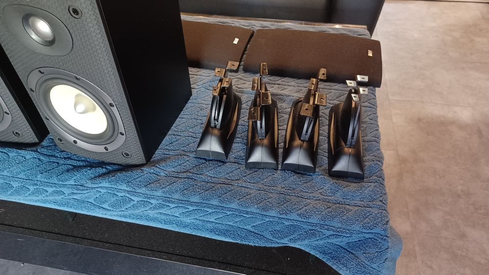 B&W DM 600 S 3 Kolumny  głośnikowe