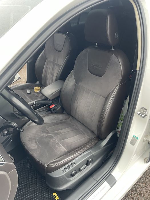 Laurin, 2.0tdi, 6 dsg.  4x4