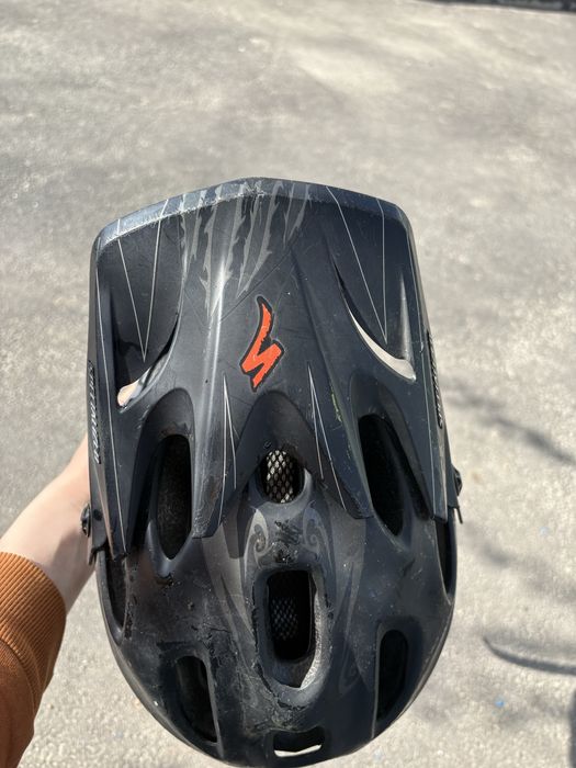 велосипедний шлем Specialized Dissident Comp
