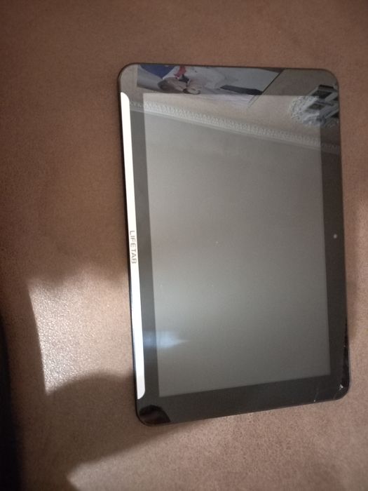 Планшет Lifetab medion