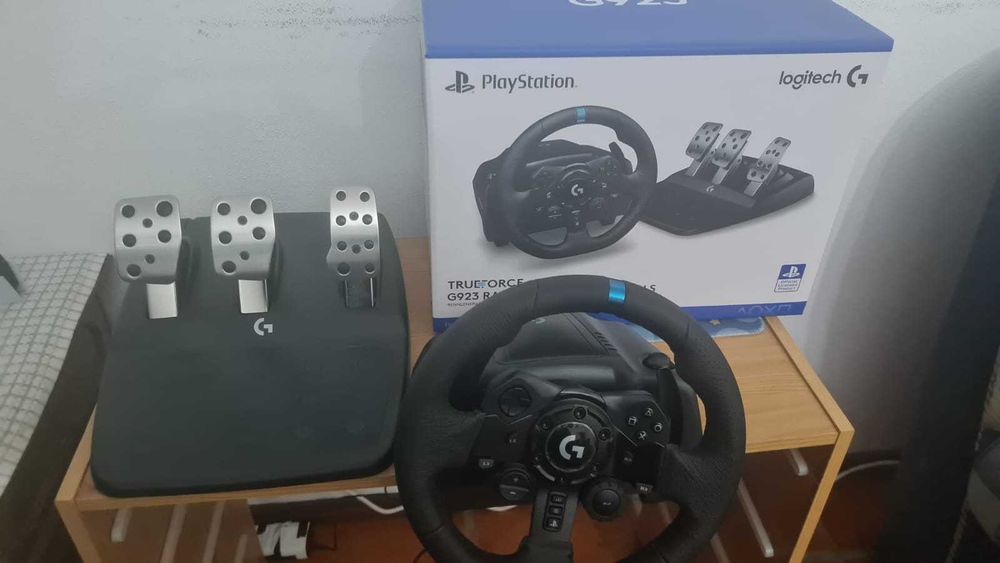 vendo troco volante logitech g923 como novo com TrueForce