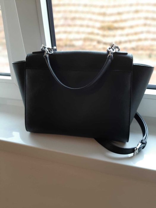 Mala michael kors  ORIGINAL cor preta