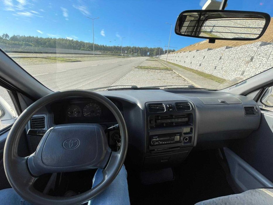 Toyota Hiace 2.4 D