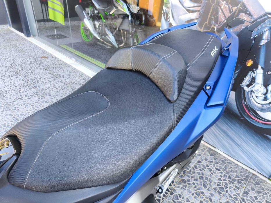Kymco AK 550 c/ 53cvs