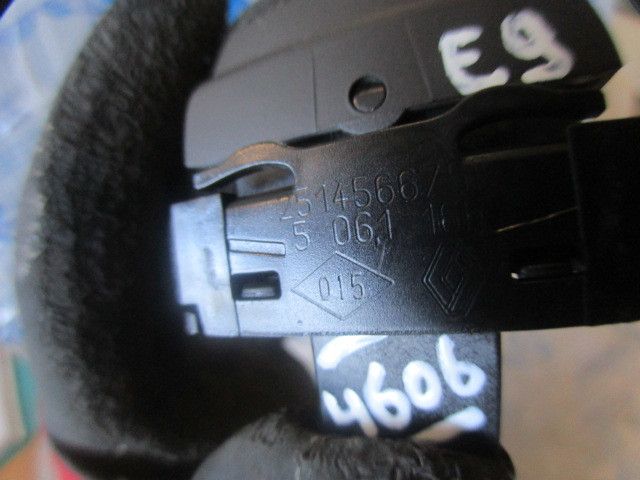 Comando / botão / interruptor multifunções RENAULT Megane III (BZ0_)