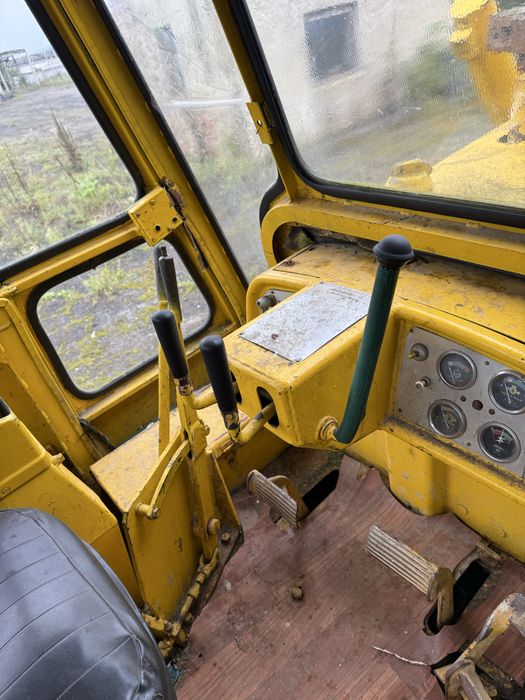 Бульдозер CAT D6C 1986