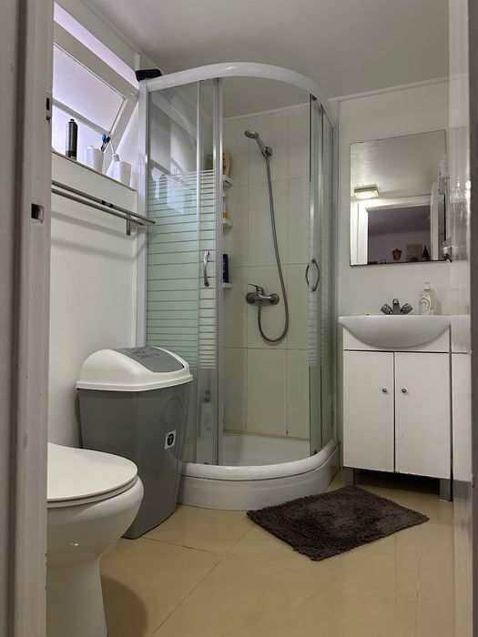 Apartamento T 2 ( +1)  Ponta Delgada, estacionamento.