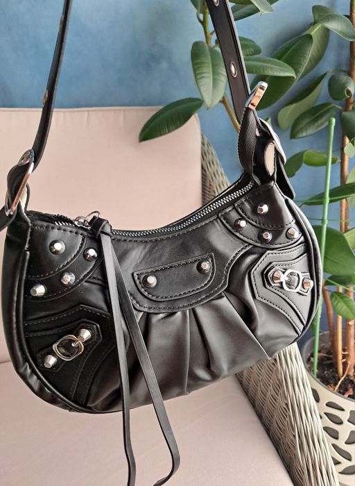 Torebka ćwiekowana gotycka listonoszka Crossbody K2