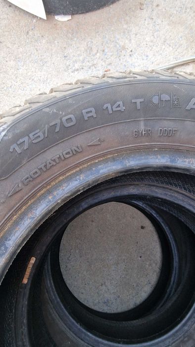 À venda 4 pneus 175 /70 r14