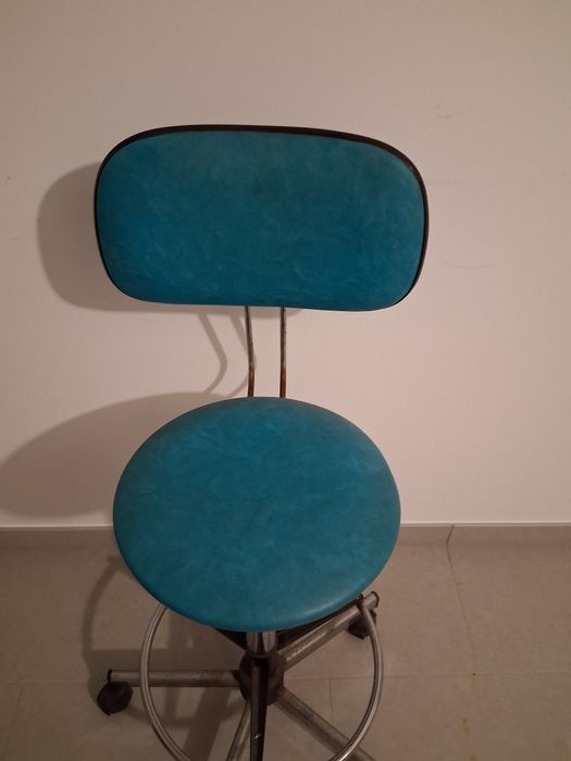 Cadeira rotativa de cabeleireiro