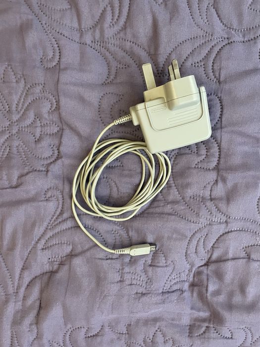 Зарядне для Nintendo