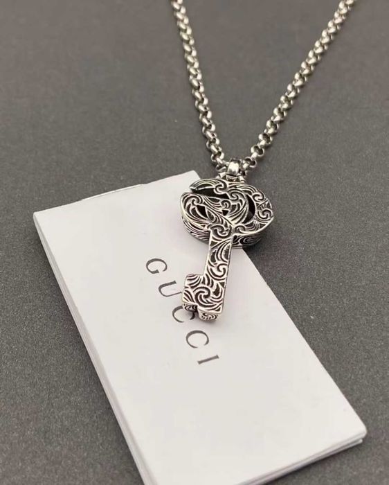 Naszyjnik z kluczem Gucci