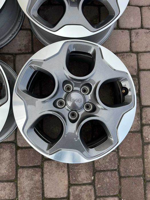 Oryginalne alufelgi Jeep 5x110 16 cali CZUJNIKI RENEGADE Bicolor