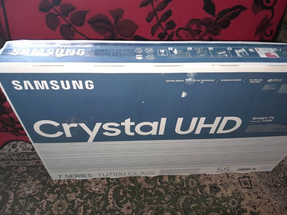 Телевізор Crystal UHD