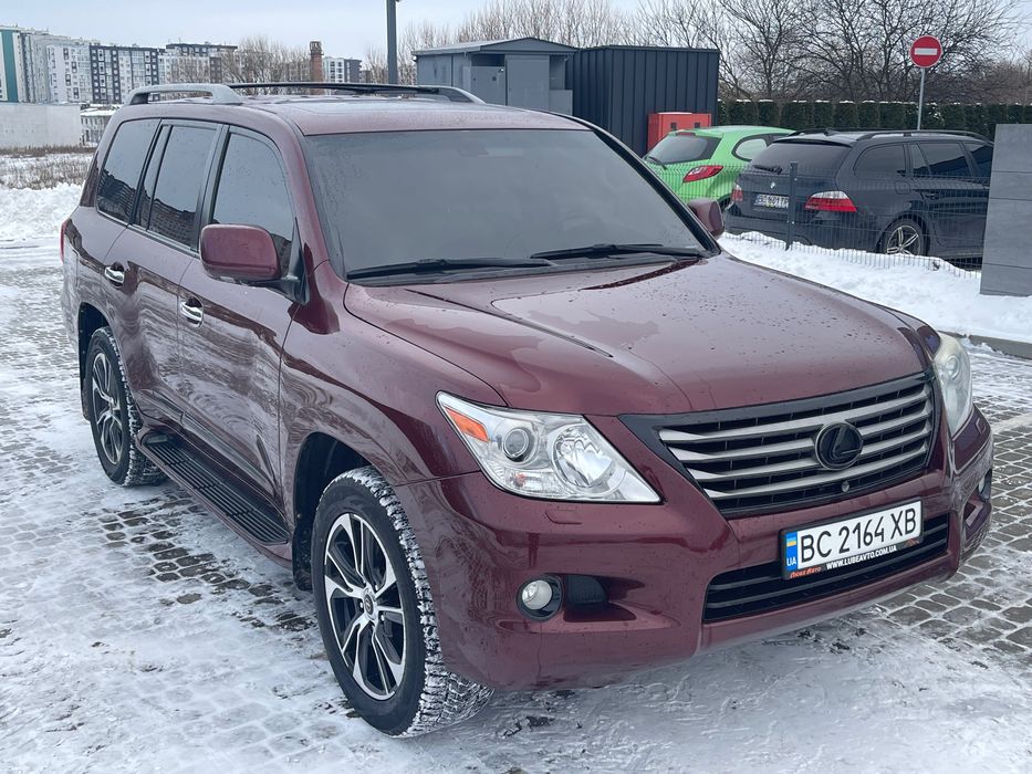Lexus LX 570 гарний стан також цікавить ОБМІН
