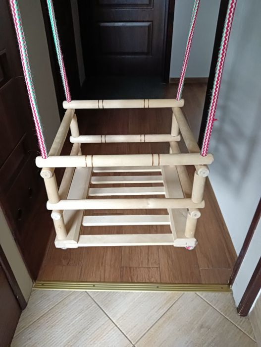 Huśtawka drewniana ogrodowa dla dzieci