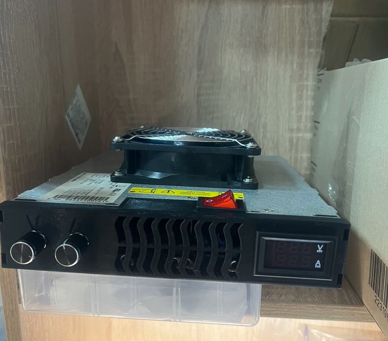 Потужний зарядний пристрій eltek flatpack 1800 2-60В , 3-39А