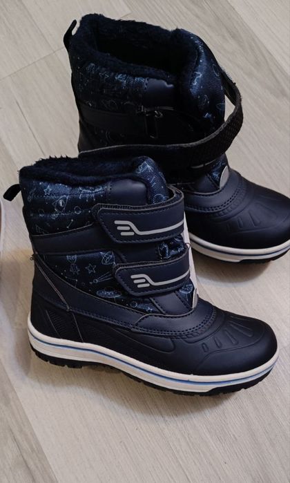 Зимові Нові сапожки, р. 31 черевики, дутики, термо унісекс