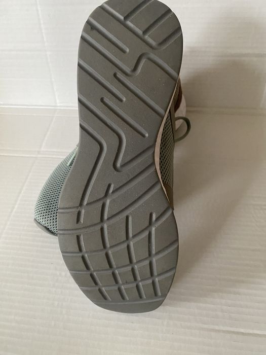 Продам кросівки Bench