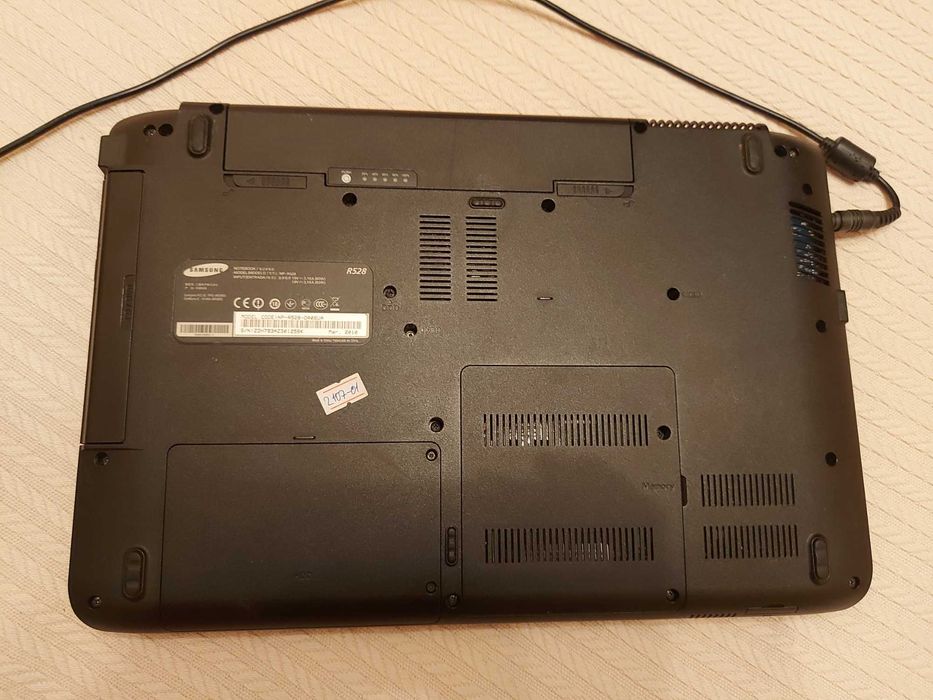 Ноутбук Samsung R528