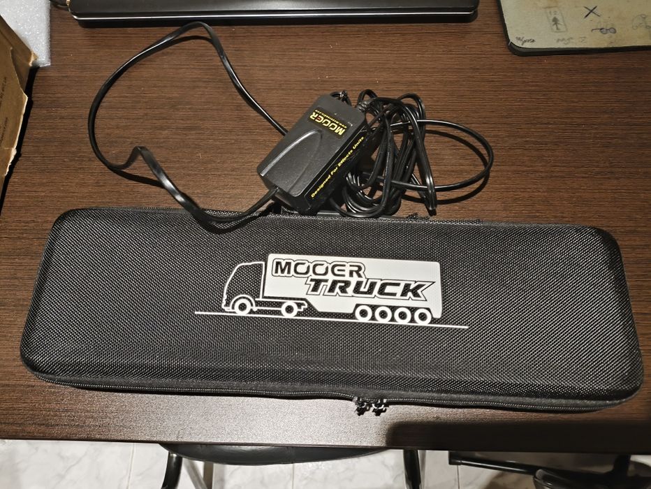 Pedaleira Mooer RedTruck pedais