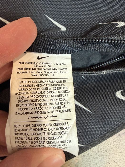 Поясная сумка-бананка Nike