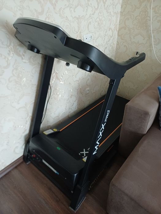 Бігова доріжка Maxx pro F30