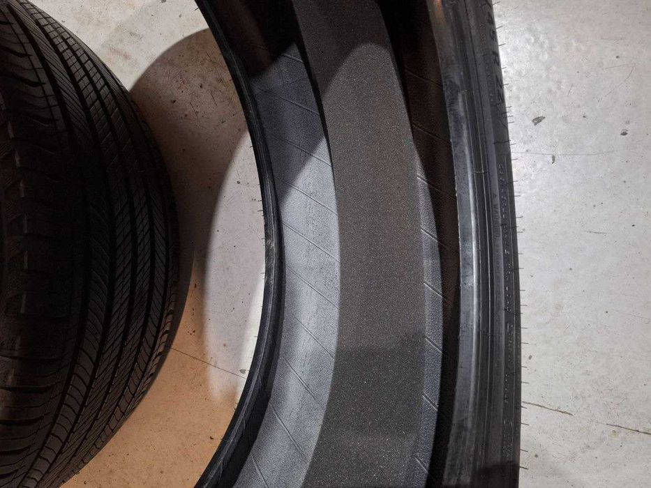 Всесезонні шини резина 285/45 R22 114Y Michelin Primacy All Season LR