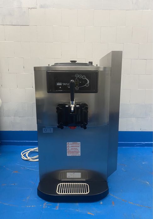 Фрізер Taylor C709 Фризер для м’якого морозива