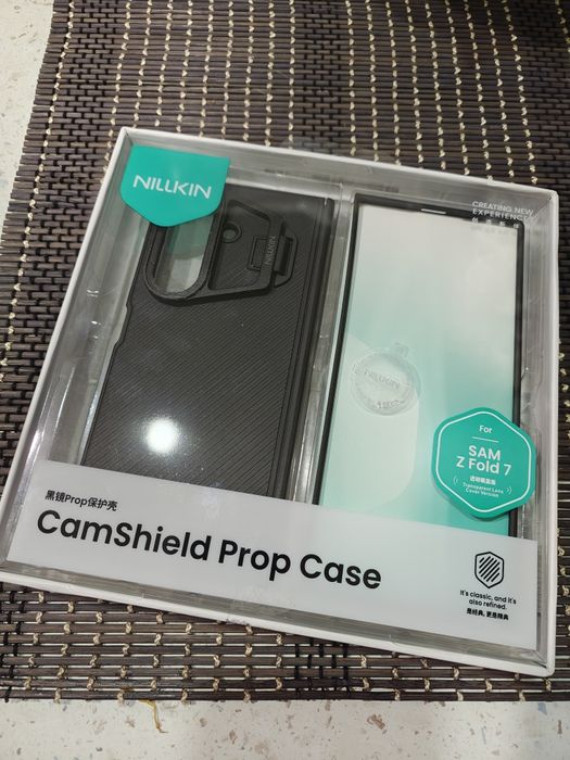 Чехол Samsung Z Fold 7 Nilkkin