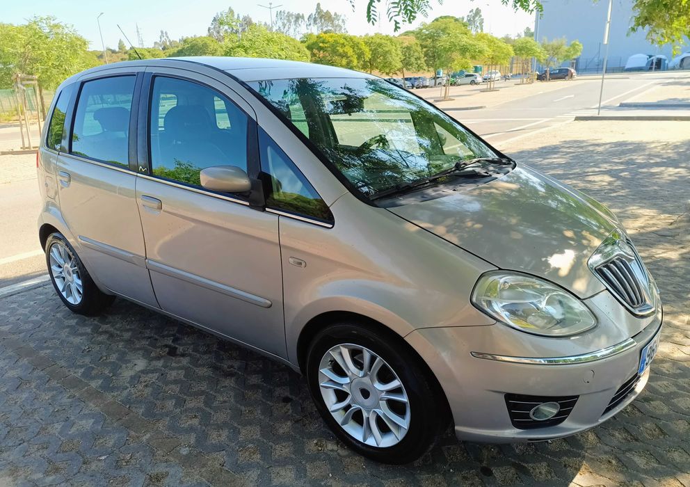 Lancia Musa 1.3 MultiJet 90 cv Automático