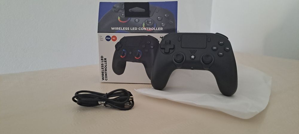 Wireless PC/PS4 Controller64564419897218121