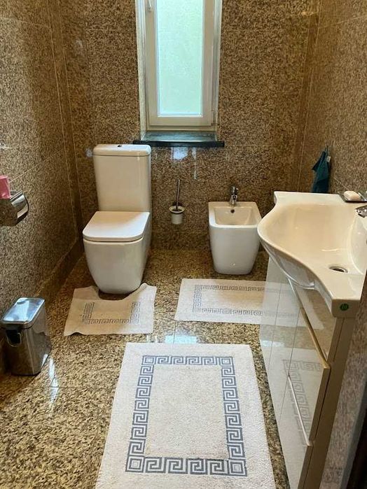 Продаж будинку , 400 кв. м, 5 кімнат можлива продажа за BTC Bitcoin