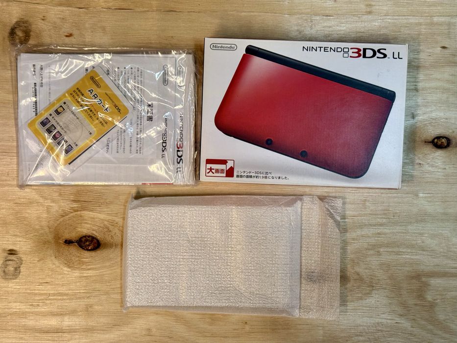 Nintendo 3DS com cartao memoria 64 GB