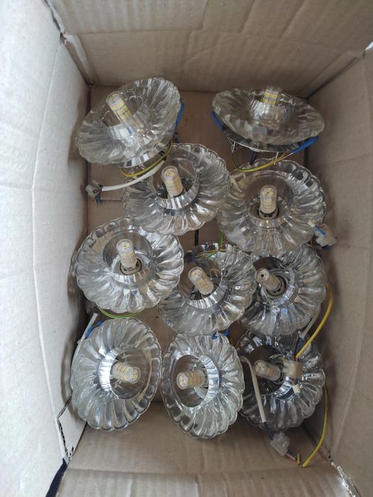 Точечный стеклянный светильник Б/у