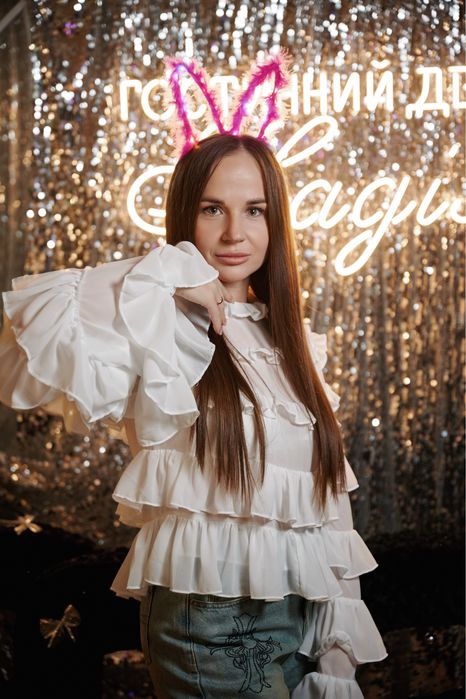 Нарядная блузка с круживами б/у