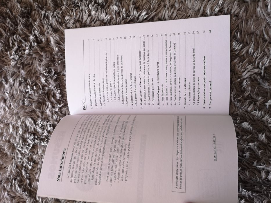 Livro auxiliar poemas Fernando Pessoa
