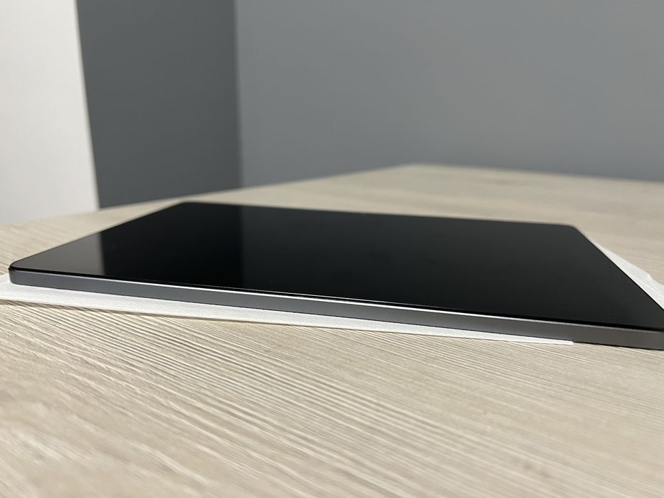 Планшет REALME Pad LTE, 10.4 діагональ, з Sim-картою! Хороший стан