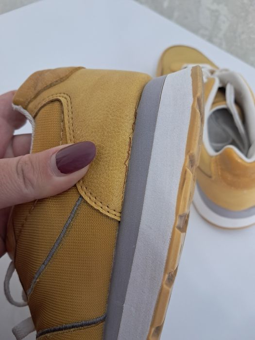 Кросівки 40р- 25.5 см