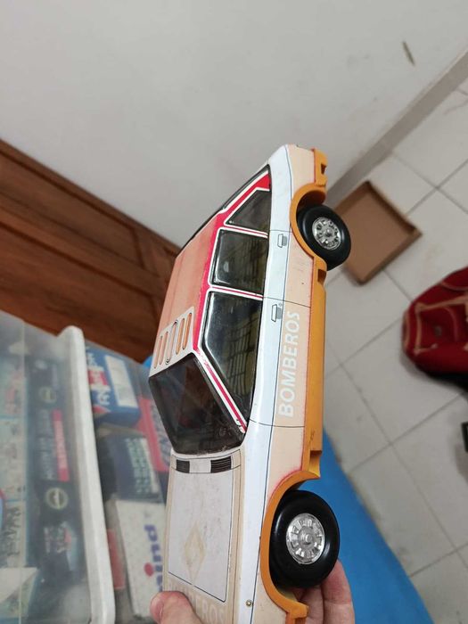 Carro Bombeiros Antigo Renault 18 – JAYA (Vintage Anos 80 / Made in Spain)