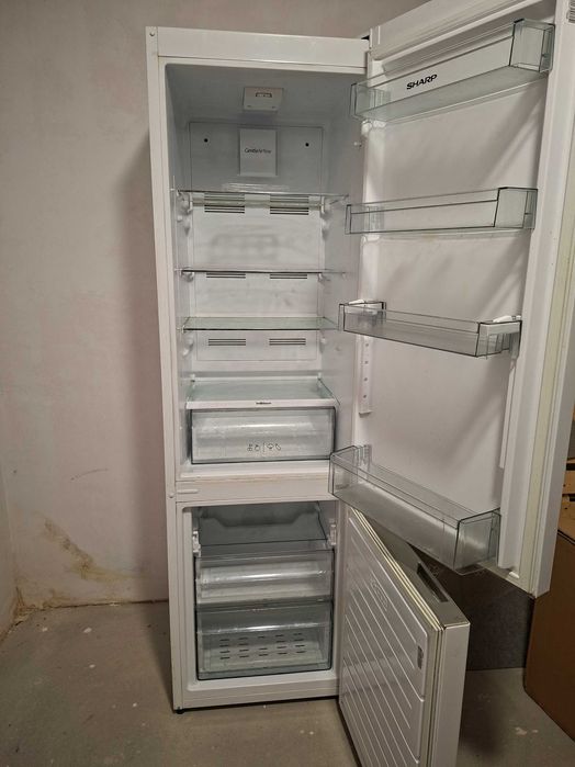 Lodówka Sharp no frost