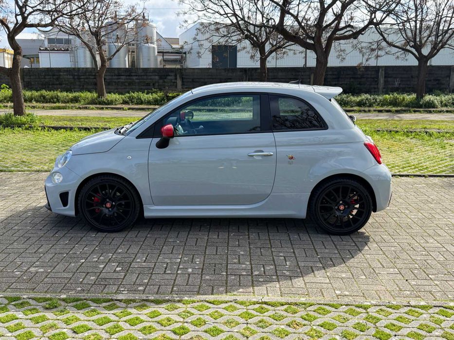 Abarth 595 1.4 T-Jet Pista