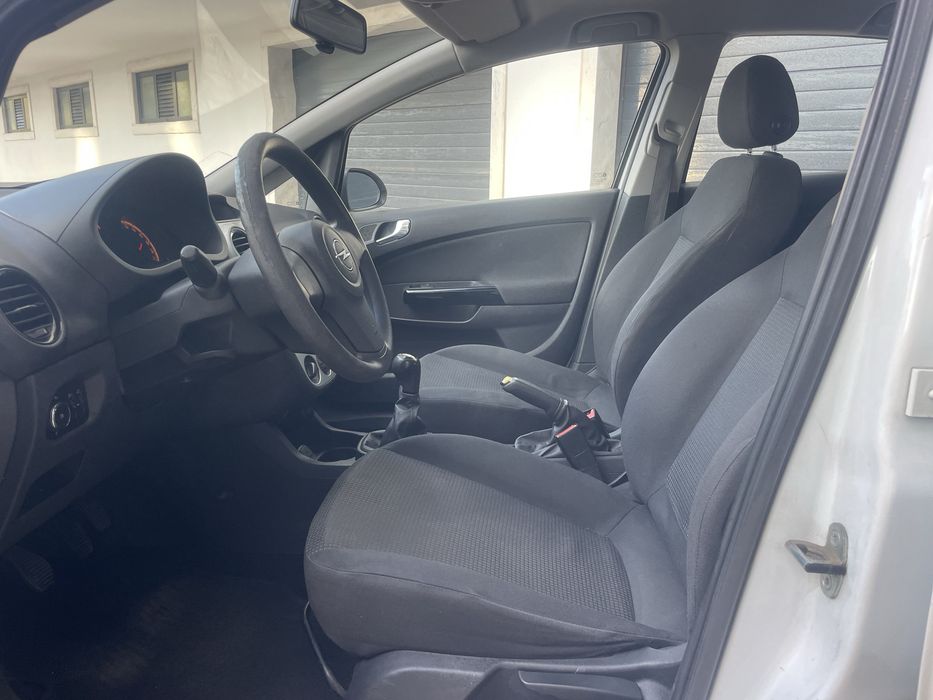 Opel Corsa — fotografia 10